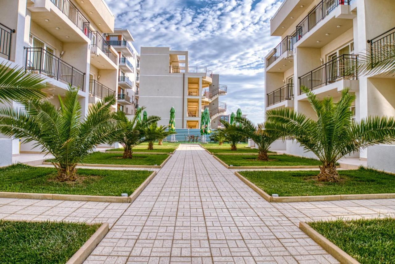 Sammos Beach Resort นาโวดาริ ภายนอก รูปภาพ