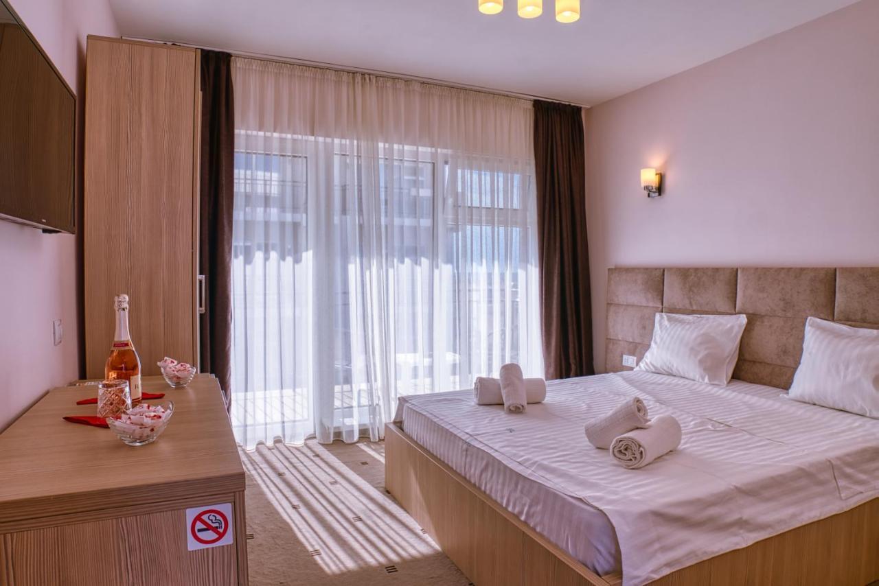 Sammos Beach Resort นาโวดาริ ภายนอก รูปภาพ